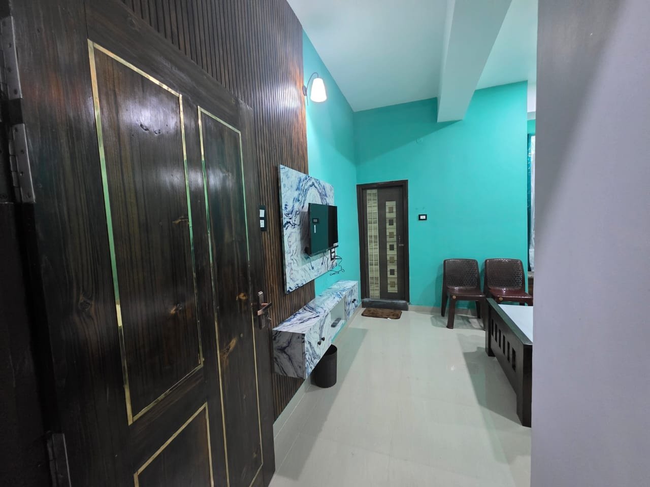 Room interior with clean bedding at Lotus Inn